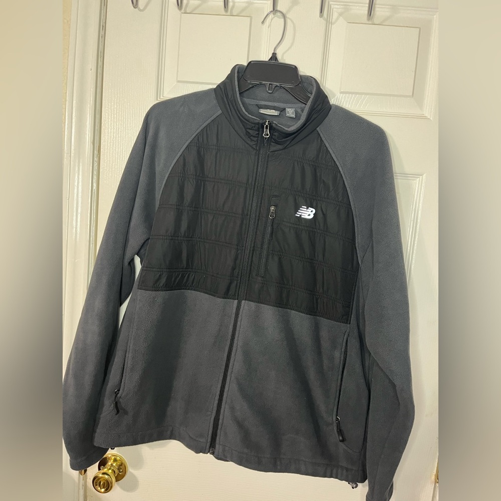 New Balance Men's Performance Jacket in Black and Gray SZ XL